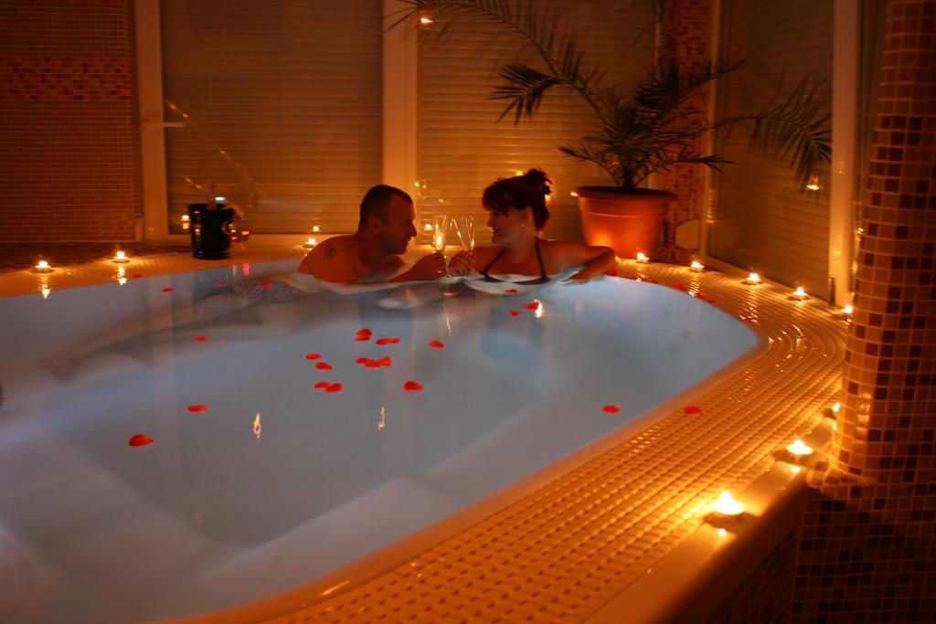 Aqua Therm Hotel 잘라카로쉬 외부 사진